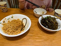 -诚铭记·虾仁汤包·成都小吃(融创店)
