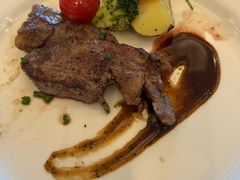 -亚龙湾希尔顿自助餐厅·海鲜·烧烤·沙滩BBQ·现场乐队