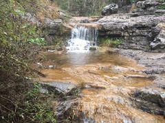-大平台龙居瀑布旅游区
