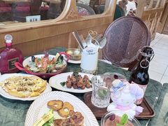 -秘密旅行Bonjour(黑金冠 江南西店)