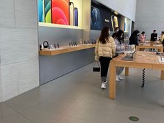-Apple零售店(华贸购物中心店)