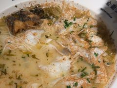 -渔语鱼酸菜鱼新川菜(来福士店)