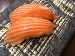 三文鱼寿司-三井寿司