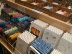 -猫的天空之城概念书店(印象城购物中心店)