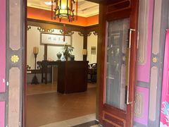 -梅龙镇酒家(南京西路总店)