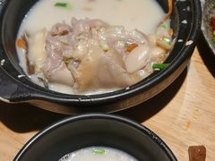 虫草花蹄花汤-付小姐在成都(中山公园店)