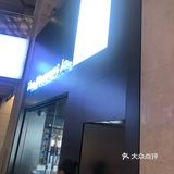 简约简单的装修，黑白主色调