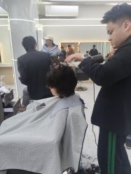 -苏豪路易士·嘉玛发廊