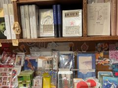 -橡皮书店(翠湖北路店)