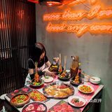 西安探店｜杜海涛&吴昕火锅店～人均30吃到撑