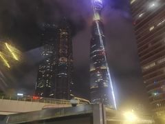 -陆家嘴空中步行连廊