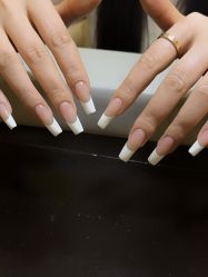 -情同手足美甲美睫
