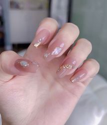 -悦指间美甲美睫