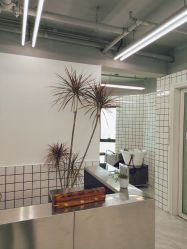 -宫铭烫发染发接发店