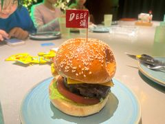 -DEEP·深美式餐吧(五棵松华熙LIVE店)