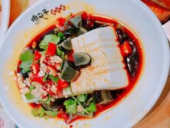 -咱屯子铁锅炖直营店(十三纬路店)