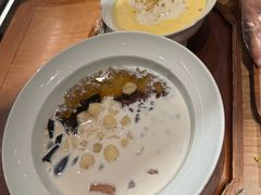 -RUXU入续糖水铺与包(卓悦中心店)