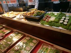 -凤冠假日酒店自助餐