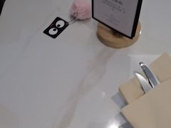 -必胜客(砂之船中东奥莱店)