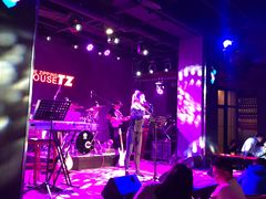 -TZ House音乐现场(茅台店)