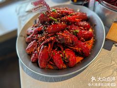 -巴厘龙虾·榜首油焖大虾(音乐学院·沿江酒馆店)