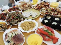 -鸿通城购物中心