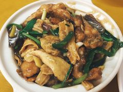 腐竹钳鱼煲-甜甜屋(解放中路店)