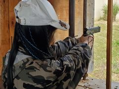 -猎鹰谷实弹射击俱乐部