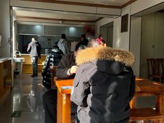 -岳记羊肠馆(陵园小区店)