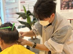 -首脑美容美发化妆美甲培训学校(龙岗校区)
