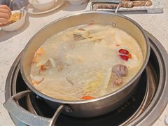 -三人行骨头王火锅(长寿店)