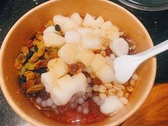 -正南齐北·老街糯米团(洪崖洞店)