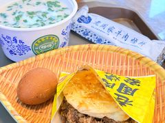 牛肉烧饼（多肉）-穆得·老周家牛肉烧饼(普利街店)