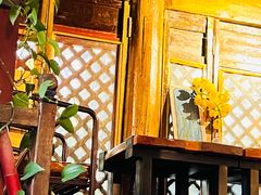 -蓝壁虎咖啡酒馆