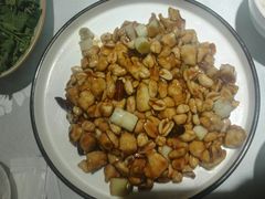 宫爆鸡丁-雲蜀龙阁·金牌水煮鱼(方庄店)