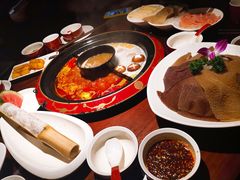 -巴邑火锅·夜宵(港隆广场店)