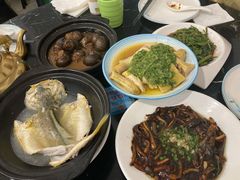 田螺塞肉-蟹黄鱼面·锦园(定西路店)