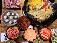 -周幺妹重庆老火锅(银泰城总店)