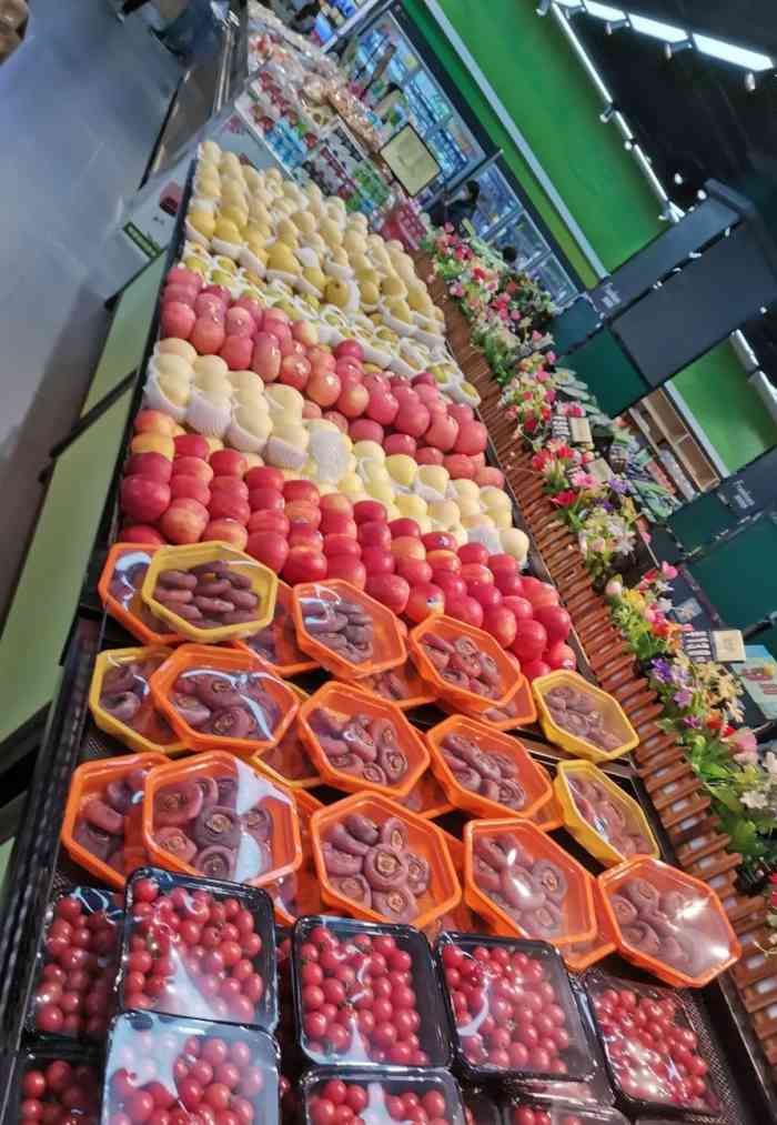 鲜厨生活馆(南城亨美店)-"非常方便的小超市[调皮]昨天去逛看见蔬菜.