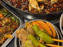-鸿顺老铁锅美蛙鱼府(解放碑店)