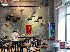 大堂-巴四老城区炭火蛙锅(张江店)