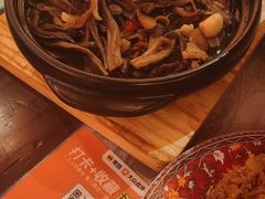 -山四砂锅(钟楼街店)