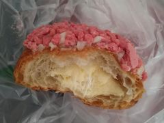 草莓乳酪可颂-仟吉(南湖店)