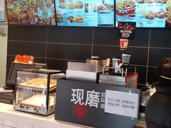 -肯德基(洛川店)