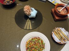 -楚山晓·湖北菜(武汉光谷K11店)