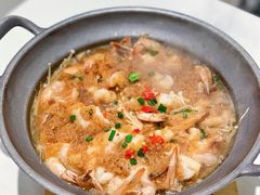 金菇蒜香脆脆虾-老湘亲·品鉴湘菜(湖里店)