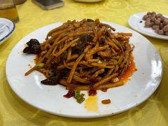鱼香肉丝-老光跃特色餐馆