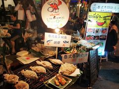 -周日夜市