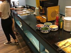 自助取餐区-小鱼小牛·鱼牛干锅·脆鱼火锅(世欧广场店)