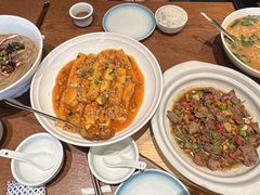 -八大碗·地道东北菜(中街店)